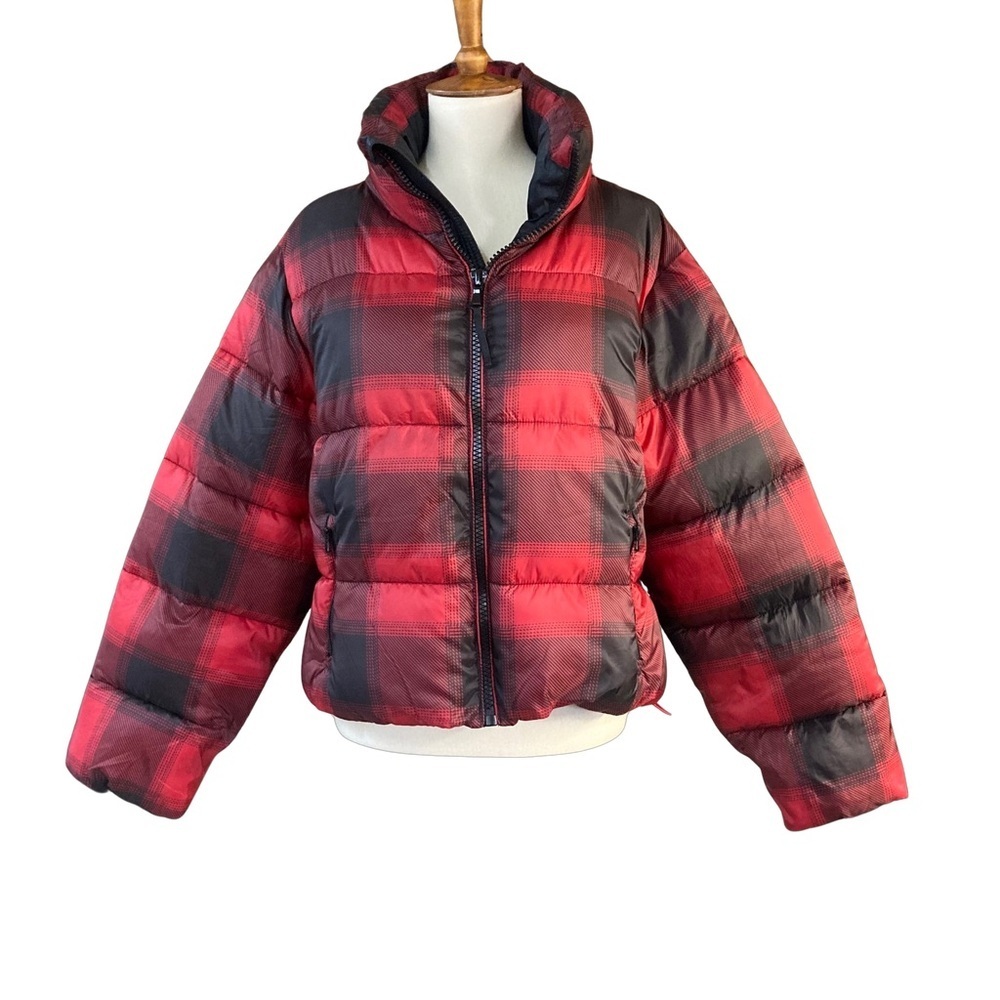 Old Navy Women's Coat‎ Sz S Buffalo Plaid Red Black Puffer Jacket